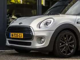 MINI Cooper (2017) thumbnail 11