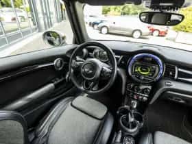 MINI Cooper (2017) thumbnail 25