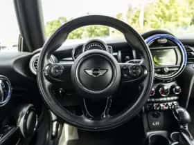 MINI Cooper (2017) thumbnail 26