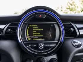MINI Cooper (2017) thumbnail 38