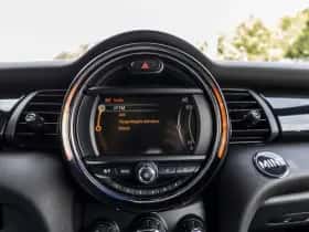 MINI Cooper (2017) thumbnail 40