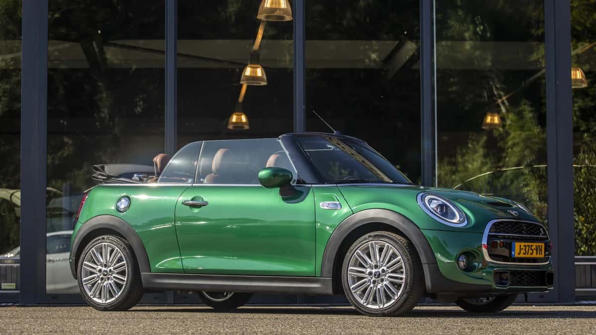 MINI Cooper S (2019) — foto 1