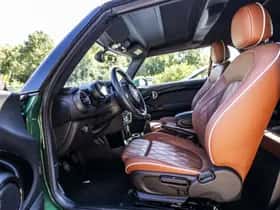 MINI Cooper S (2019) thumbnail 17