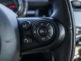 MINI Cooper S (2019) thumbnail 30