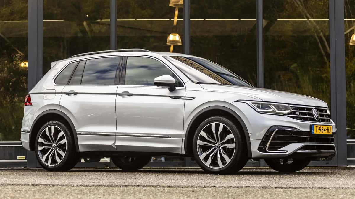 Volkswagen Tiguan (2021) — foto 1