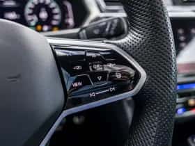 Volkswagen Tiguan (2021) thumbnail 33