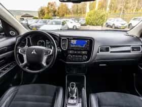 Mitsubishi Outlander thumbnail 18