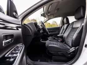 Mitsubishi Outlander thumbnail 22
