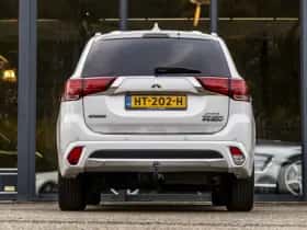 Mitsubishi Outlander thumbnail 7