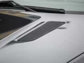Aston Martin V8 Vantage (2011) thumbnail 13