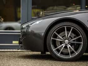Aston Martin V8 Vantage (2011) thumbnail 16