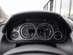Aston Martin V8 Vantage (2011) thumbnail 33