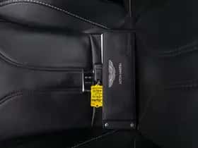 Aston Martin V8 Vantage (2011) thumbnail 47