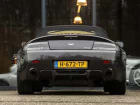 Aston Martin V8 Vantage (2011) thumbnail 6
