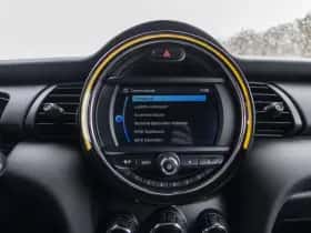 MINI One (2021) thumbnail 32