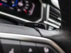 Volkswagen Tiguan (2021) thumbnail 35