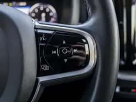 Volvo XC60 thumbnail 32