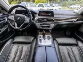 BMW 7-Serie (2018) thumbnail 28