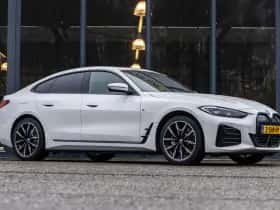 BMW i4 (2024) thumbnail 2
