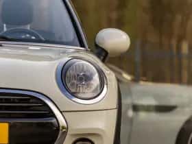 MINI Cooper (2019) thumbnail 5