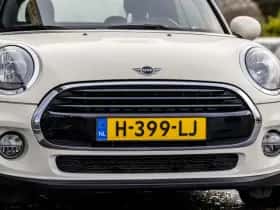 MINI Cooper (2019) thumbnail 9