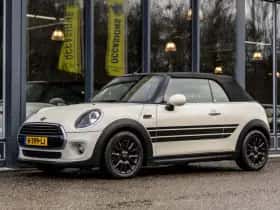 MINI Cooper (2019) thumbnail 10