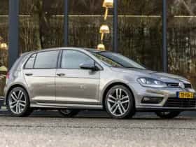 Volkswagen Golf (2016) thumbnail 2