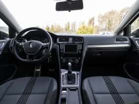 Volkswagen Golf (2016) thumbnail 18