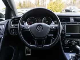 Volkswagen Golf (2016) thumbnail 20