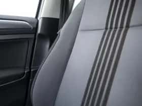 Volkswagen Golf (2016) thumbnail 24