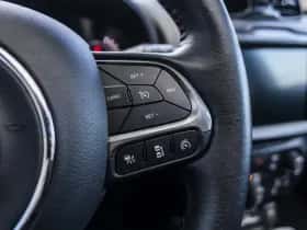 Jeep Renegade (2020) thumbnail 30