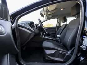 Ford Focus (2018) thumbnail 25