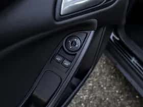 Ford Focus (2018) thumbnail 26
