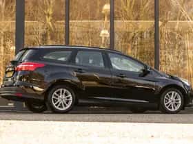 Ford Focus (2018) thumbnail 5
