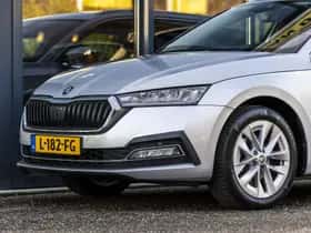 Škoda Octavia (2021) thumbnail 11