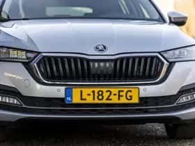 Škoda Octavia (2021) thumbnail 12