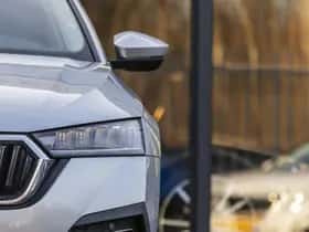 Škoda Octavia (2021) thumbnail 4