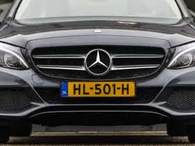 Mercedes-Benz C-Klasse (2015) thumbnail 3