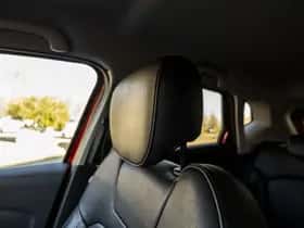 Renault Captur (2018) thumbnail 23