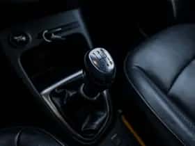 Renault Captur (2018) thumbnail 25
