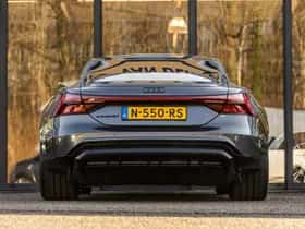 Audi e-tron GT (2021) thumbnail 6