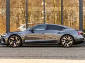 Audi e-tron GT (2021) thumbnail 8