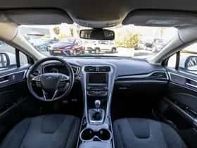 Ford Mondeo (2017) thumbnail 15