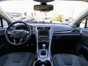 Ford Mondeo (2017) thumbnail 16