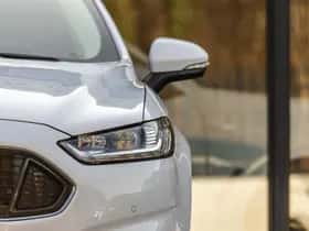 Ford Mondeo (2017) thumbnail 4