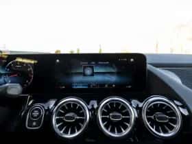 Mercedes-Benz GLA (2021) thumbnail 38