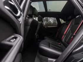 Porsche Macan (2016) thumbnail 16