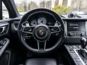 Porsche Macan (2016) thumbnail 21
