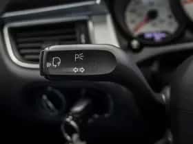 Porsche Macan (2016) thumbnail 36