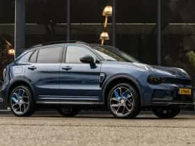 Lynk & Co 01 (2023) thumbnail 2